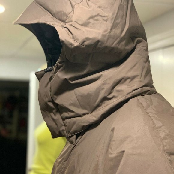 - Marmot Yukon winter  Parka Jacket #9738 - Picture 9 of 11